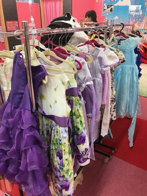 洋服が数百着