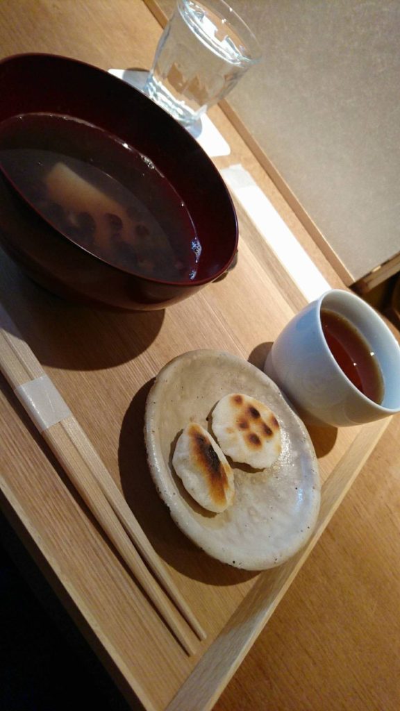 祇園ＮITI(ニチ)　北海道大納言のおぜんざい かき餅添え